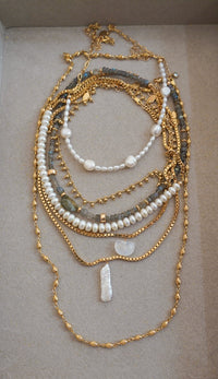 alisa necklace
